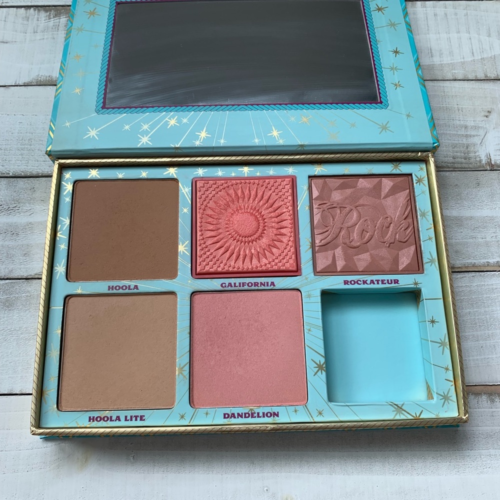 Benefit Cheek Parade/Cheek-A-Boom face palette